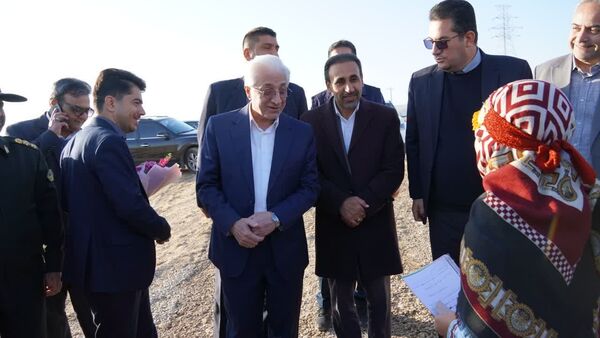 کلنگ زنی هنرستان شبانه‌روزی شهدا ارتش در شهرستان مانه 