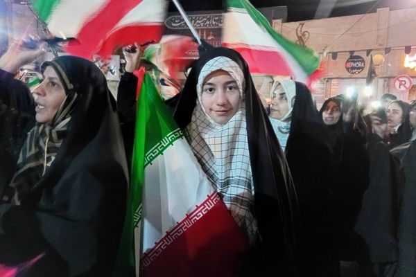اجتماع پرشور شبانه مردم انقلابی در شهرستان فیروزکوه
