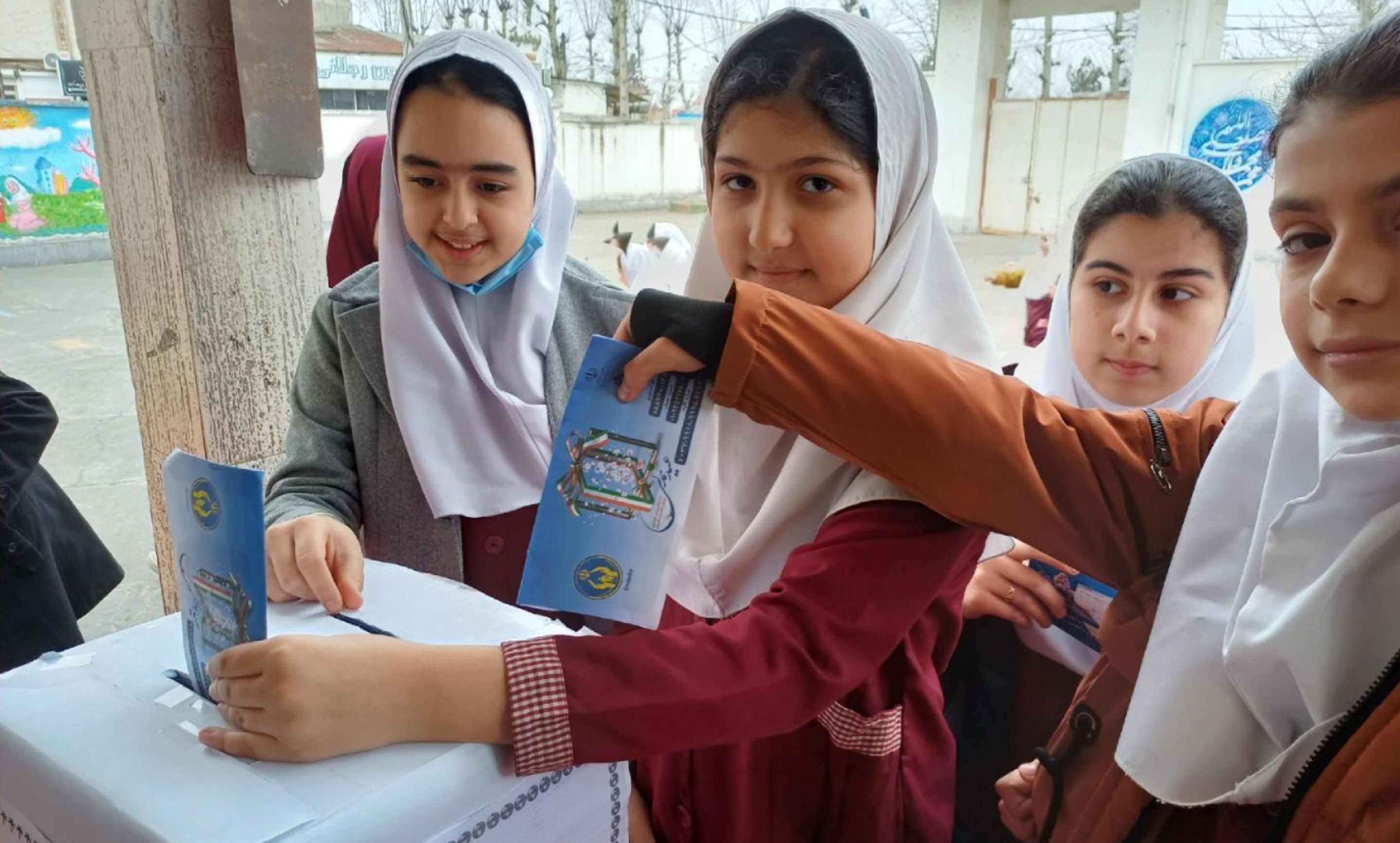 ۵ هزار دانش‌آموز فومنی در جشن احسان و نیکوکاری مشارکت کردند