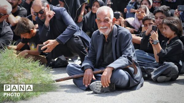 روایتی از غربت ساقی در میدان تعزیه‌ی فدافن