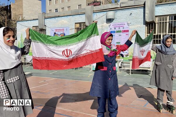 روایت تصویری آیین بازگشایی مدارس در دبستان منصور نفر منطقه ۴