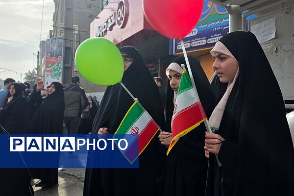 خروش مردمی در خیابان‌های رباط‌کریم در 22بهمن