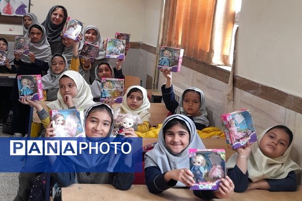 جشن روز دختر در دبستان کوثر مشهد