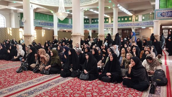 اولین جلسه عمومی انجمن اولیا و مربیان مدرسه هوشیار