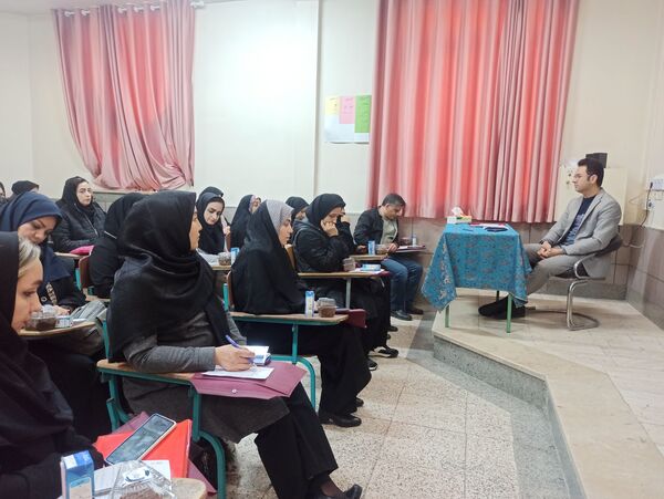 اولین نشست تخصصی انجمن تراز