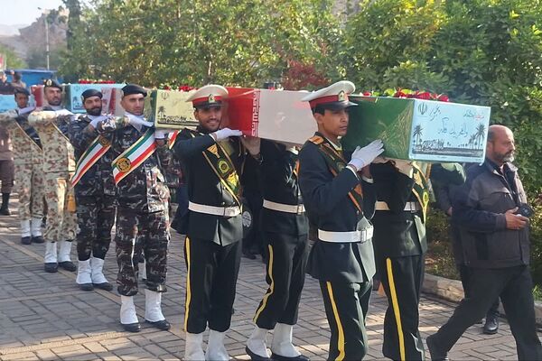 آیین استقبال و تشییع پیکر پاک و مطهر ۱۶ شهید گمنام