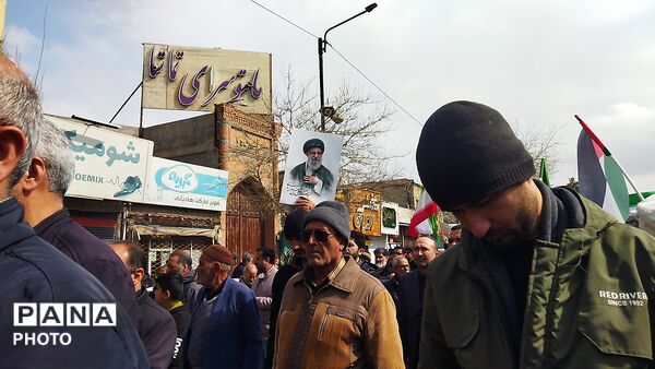 مشت هایی که با فریاد انتقام بالا می آمدند 