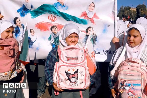 رزمایش «جان‌فدای ایران» با مشارکت گسترده مردم و نیروهای مسلح

