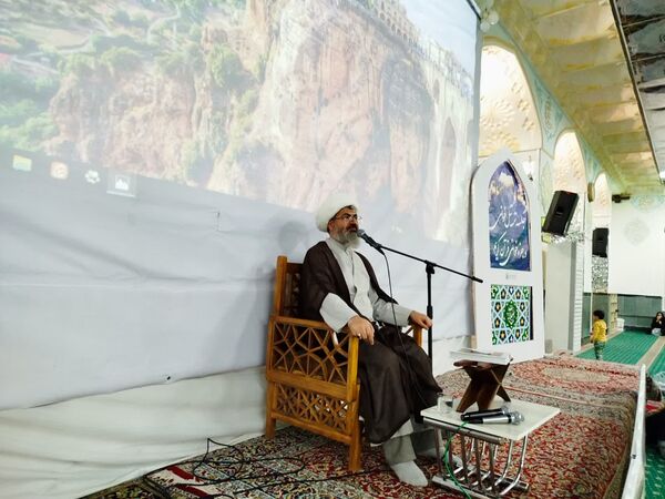 همایش بزرگ خانوادگی «من قرآن را دوست دارم»