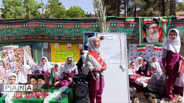 جشن روز معلم با حضور معاون پرورشی و فرهنگی وزیر آموزش و پرورش
