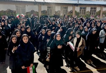 برگزاری پرشور انتخابات شورای دانش‌آموزی در دبیرستان زینب کبری(س) ناحیه پنج تبریز