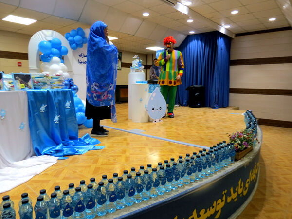 جشن آب در مدرسه پسرانه وحدت بجنورد