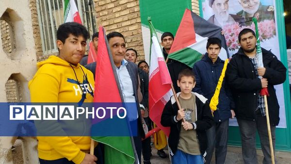 راهپیمایی باشکوه ۲۲ بهمن در کوهبنان