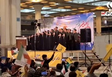 شوق دیدار نوجوانان با رهبر انقلاب
