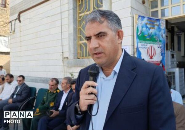 جشن عاطفه‌ ها؛ تجلی اخلاق و ایثار در مدارس شهید سمیه و شهید مدرس