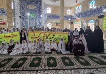 برگزاری نمازجمعه و میز خدمت در شهرستان پلدختر 