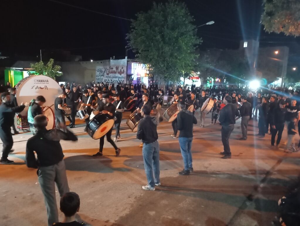 مراسم شب عاشورا در شهر تیتکانلو