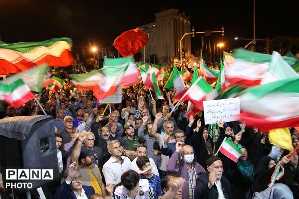 قرچک، میزبان حماسه‌سازی شبانه فرهنگیان در هفته معلم