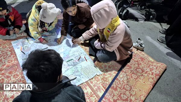 طنین رجزهای دانش‌آموزان پیشتاز در همایش شبانه‌ فارسان