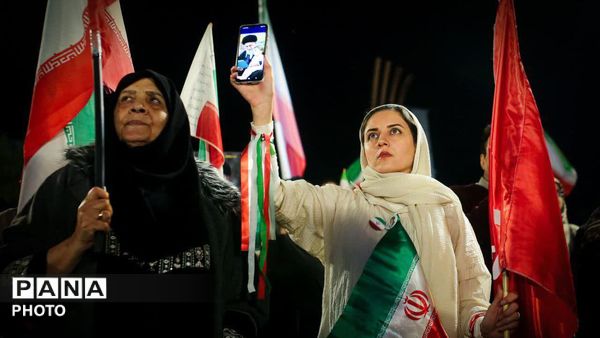 دوش به دوش، تا فتح‌الفتوح