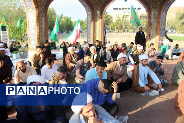 عزاداری سالروز شهادت امام جعفر صادق(ع) در تیپ 83 روحانیون رزمی تبلیغی