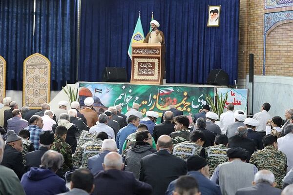 نماز جمعه این هفته باقرشهر با حضور پرشور دانش‌آموزان