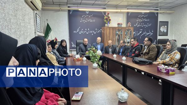 درخشش دختران کتاب‌نوش لنگرود در مسیر همایش کشوری