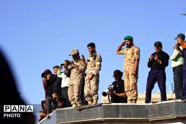 حماسه وفاداری بیعت در پایتخت معنوی ایران؛ بدرقه میلیونی آقای شهید ایران در مشهد مقدس 