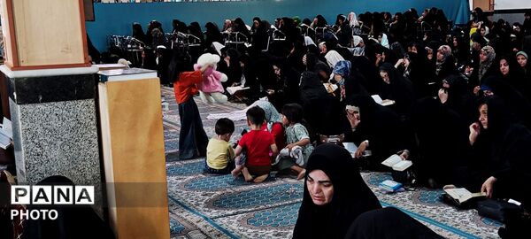  مراسم پرفیض دعای عرفه در مسجد قدس نیشابور
