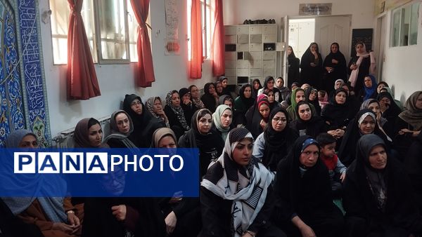 برگزاری جلسه آموزش خانواده در مدرسه مهندس رحمان فرد ناحیه ۱ مشهد مقدس