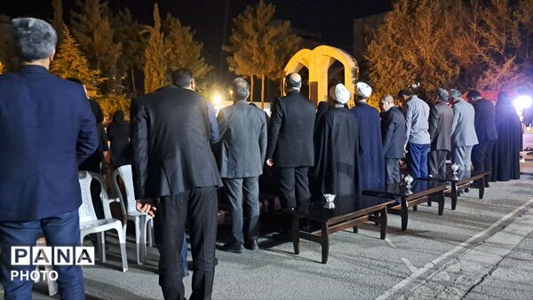  لبیک یا حسین (ع) در دبیرستان مهشید مصلی‌نژاد