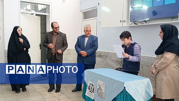 نمایشگاه درون‌مدرسه‌ای دست‌سازه‌های دانش‌آموزی مدارس با نیازهای ویژه