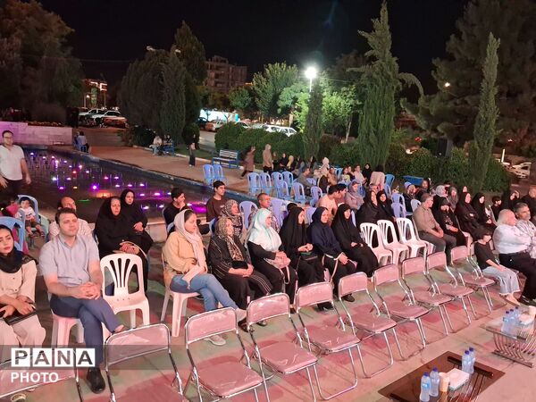 شب شعر برمدار نور به مناسبت سالروز ورود امام رضا (ع) به نیشابور 