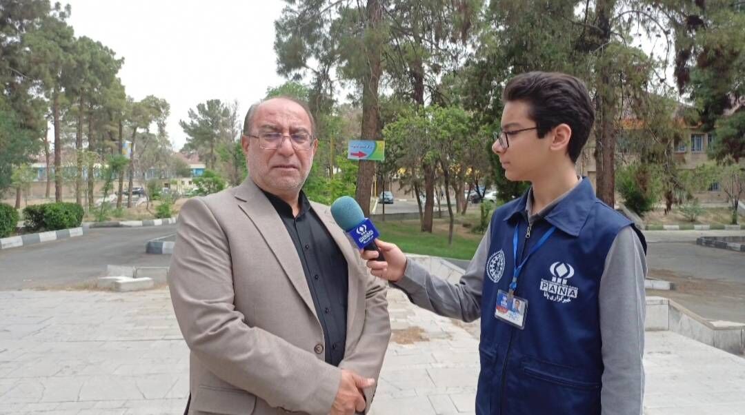 رشد کشور در گرو حمایت و تکریم جایگاه خطیر معلمان است