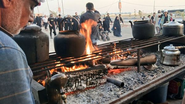  پیاده‌روی اربعین از نجف تا کربلای معلی 