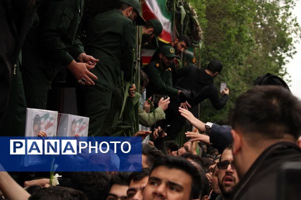 مراسم تشییع شهدای خدمت در تبریز 