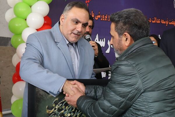 آیین خشت‌گذاری مدرسه مشارکتی قائم آل محمد (عج) پاکدشت 