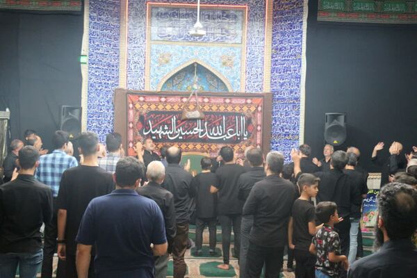 عزاداری ظهر عاشورا در مسجد حضرت صاحب الزمان(عج) مشهد