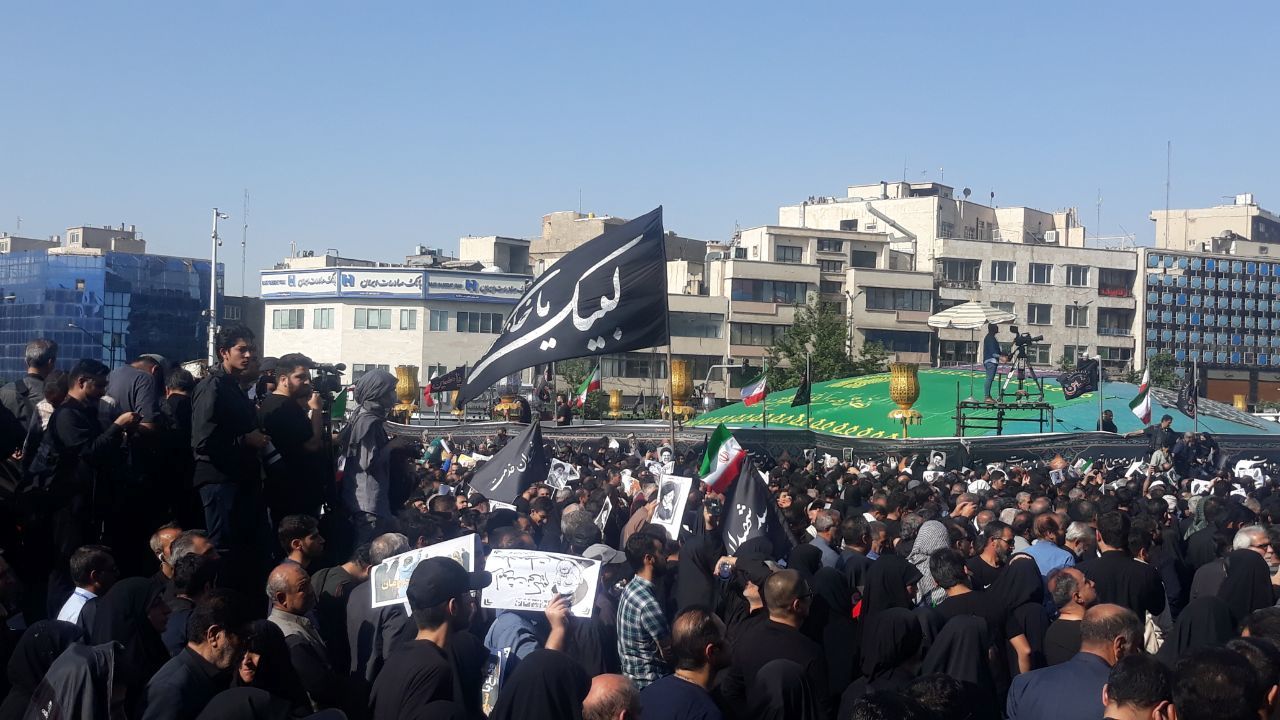 شهیدی که با لباس خدمت‌گزاری رفت و با لباس شهادت برگشت