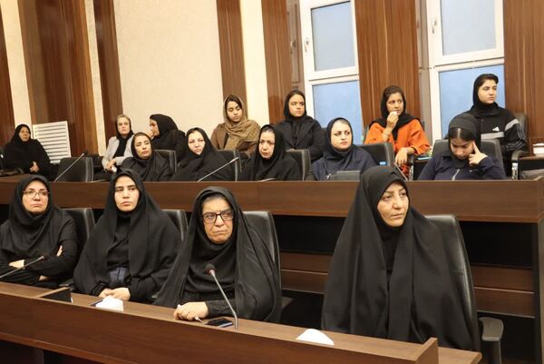 نشست همدلی بانوان در تحکیم وحدت ملی در تربت‌حیدریه 