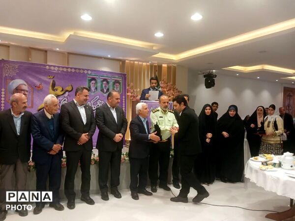 همایش گرامیداشت مقام معلم در فریدونکنار