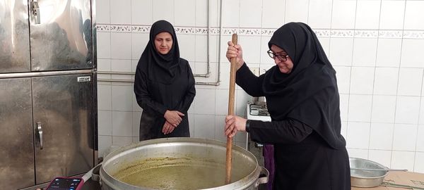 وقتی دبیرستان شهید همت بوی غربت حضرت مادر گرفت