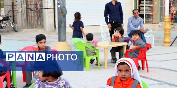جشن روز جهانی کودک در قلعه‌گنج