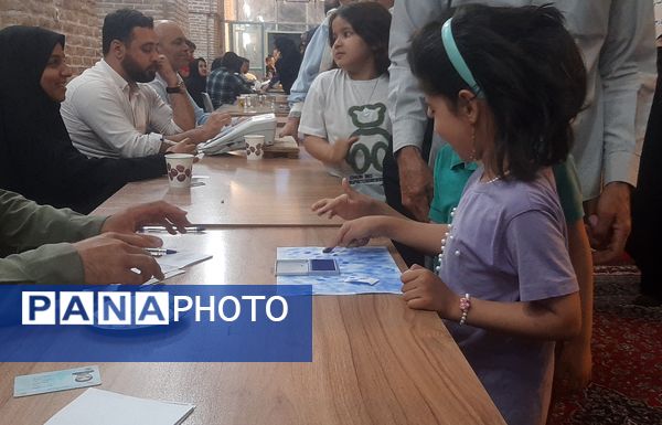 دقایق پایانی انتخابات ریاست‌جمهوری در شهرستان نیشابور 