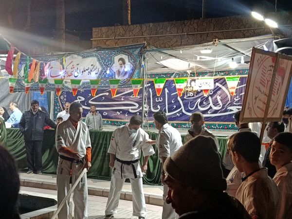 گلبانک الله اکبر در پارک‌کودک خیابان امام شهرستان کاشمر 