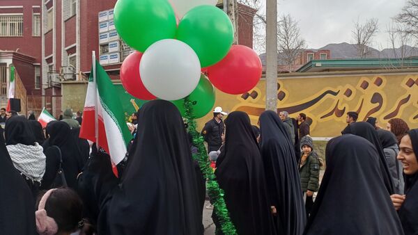 دانش‌آموزان، پاسداری از انقلاب را آغاز می‌کنند