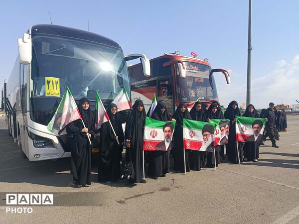 اردوی زیارتی دانشجومعلمان قم در مرقد امام و بیت رهبر شهید