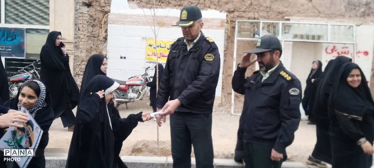 حضور هیئت دختران حاج قاسم دهنو در مراسم روز قدس خلیل آباد 