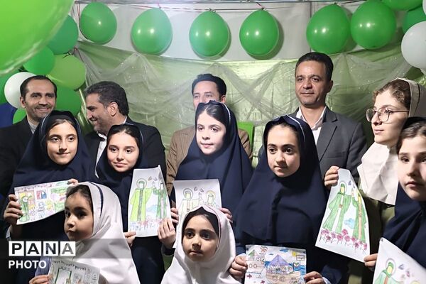 آموزش میهن‌پرستی در میدان عمل؛ روایت آموزش و پرورش از حضور دانش‌آموزان در تجمعات