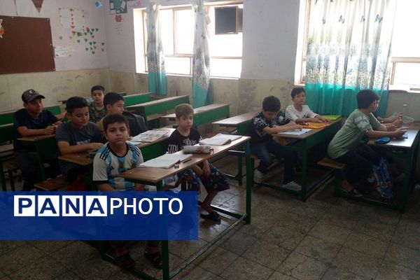 استمرار تلاش‌های دانش‌آموزان دبستان پسرانه عمار در ایام تابستان